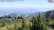 Archiviertes Webcam Bild: Kampenwand - Blick über den Chiemsee am 08.08.2026 um 10:37 Uhr