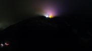 Archived webcam image showing Grindelwald First midway station on 6 May 2026 at 00:12