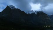 Archiviertes Webcam Bild: Grindelwald First: Mittelstation am 20.10.2026 um 20:35 Uhr