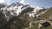 Archived webcam image showing Panoramic view: Checrouit and Courmayeur on 1 May 2026 at 14:28