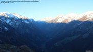Archiviertes Webcam Bild: Zillertal - Blick zum Grinberg am 30.04.2026 um 06:21 Uhr