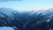 Archiviertes Webcam Bild: Zillertal - Blick zum Grinberg am 20.03.2026 um 06:59 Uhr