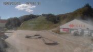 Archiviertes Webcam Bild: Skigebiet Gala Yuzawa - Blick auf die Piste am 11.10.2026 um 02:41 Uhr