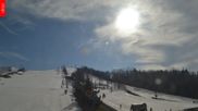 Archived webcam image showing Heipark, Tošovice (Czech Republic) - Snowtubing and base station t-bar lift H1 on 26 Feb 2026 at 10:18