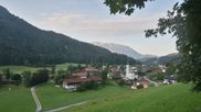 Archiviertes Webcam Bild: Blick Richtung Sachrang und Langlaufloipe am 12.07.2026 um 06:19 Uhr