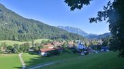 Archiviertes Webcam Bild: Blick Richtung Sachrang und Langlaufloipe am 12.07.2026 um 18:20 Uhr