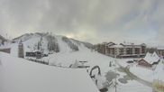 Archived webcam image showing Ruka Village - Front Slopes on 7 Apr 2026 at 08:23