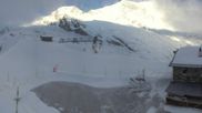 Archived webcam image showing Saas Fee - Längfluh chair lift on 27 Mar 2026 at 07:24