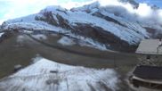 Archived webcam image showing Saas Fee - Längfluh chair lift on 9 Oct 2026 at 16:01
