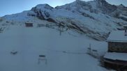 Archived webcam image showing Saas Fee - Längfluh chair lift on 22 Oct 2026 at 18:48