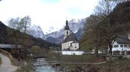 Archiviertes Webcam Bild: Ramsau bei Berchtesgaden - Ortskirche St. Sebastian am 13.04.2026 um 10:33 Uhr
