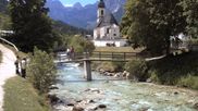 Archiviertes Webcam Bild: Ramsau bei Berchtesgaden - Ortskirche St. Sebastian am 28.05.2026 um 14:44 Uhr