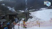 Archived webcam image showing Malzat Chair Lift - Prali Ski Resort on 17 Apr 2026 at 07:30