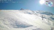 Archived webcam image showing La Capannina Restaurant - Prali Ski Resort on 26 Feb 2026 at 10:52