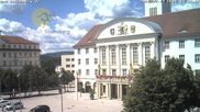 Archiviertes Webcam Bild: Bahnhofplatz Sonneberg - Blick auf das Neue Rathaus am 12.07.2026 um 14:34 Uhr
