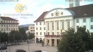 Archiviertes Webcam Bild: Bahnhofplatz Sonneberg - Blick auf das Neue Rathaus am 26.08.2026 um 14:15 Uhr