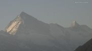 Archiviertes Webcam Bild: 4 Vallées: Blick Richtung Dent Blanche und Matterhorn am 28.05.2026 um 07:42 Uhr