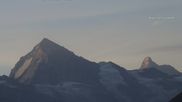Archiviertes Webcam Bild: 4 Vallées: Blick Richtung Dent Blanche und Matterhorn am 09.08.2026 um 06:08 Uhr