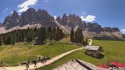 Archived webcam image showing Geislerspitzen - View from Geisleralm on 29 May 2026 at 12:22