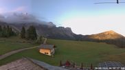 Archiviertes Webcam Bild: Geisleralm: Blick auf die Geislerspitzen am 30.08.2026 um 07:36 Uhr