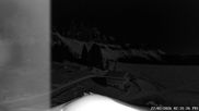 Archiviertes Webcam Bild: Geisleralm: Blick auf die Geislerspitzen am 27 Feb 2026 um 02:39 Uhr