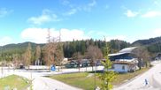 Archiviertes Webcam Bild: Ehrwald: Talstation Tiroler Zugspitzbahn am 15.04.2026 um 10:28 Uhr