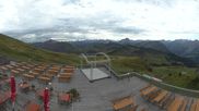 Archiviertes Webcam Bild: Diedamskopf: Panorama Bergstation Seilbahn am 26.08.2026 um 08:59 Uhr