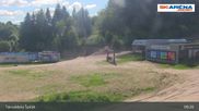 Archiviertes Webcam Bild: Blick vom Gipfel des Tanvaldský Špičák ins Tal am 08.06.2026 um 09:58 Uhr