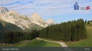 Archived webcam image showing Feldernalm in Ehrwald - Zugspitze on 3 Aug 2026 at 08:04