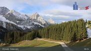 Archived webcam image showing Feldernalm in Ehrwald - Zugspitze on 23 Oct 2026 at 09:53