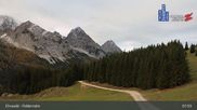 Archived webcam image showing Feldernalm in Ehrwald - Zugspitze on 27 Oct 2026 at 08:05