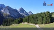Archived webcam image showing Feldernalm in Ehrwald - Zugspitze on 27 Oct 2026 at 11:05