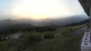 Archived webcam image showing Dachstein West: Top station Hornbahn on 28 Aug 2026 at 06:51