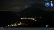 Archived webcam image showing Lermoos Grubigstein Ski Resort: Grubig II Gondola on 7 Oct 2026 at 05:36