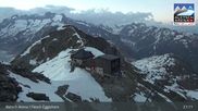 Archiviertes Webcam Bild: Aletsch Arena: Bergstation Fiescheralp-Eggishorn am 28.05.2026 um 01:56 Uhr