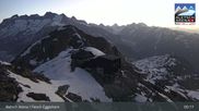 Archiviertes Webcam Bild: Aletsch Arena: Bergstation Fiescheralp-Eggishorn am 28.05.2026 um 05:56 Uhr