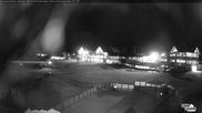 Archiviertes Webcam Bild: Lake Louise: Kokanee Kabin am 12.10.2026 um 12:56 Uhr