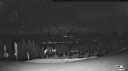 Archived webcam image showing Lake Louise - Whitehorn Lodge on 18 Apr 2026 at 10:12