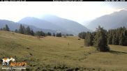 Archived webcam image showing Mecki's Alm Zettersfeld on 26 Jun 2026 at 08:15