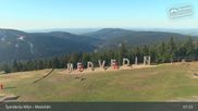 Archiviertes Webcam Bild: Spindlermühle - Bergstation Sessellift Medvědín am 02.05.2026 um 07:13 Uhr