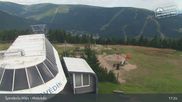Archiviertes Webcam Bild: Spindlermühle - Bergstation Sessellift Medvědín am 28.07.2026 um 17:37 Uhr