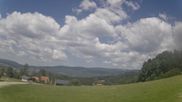 Archiviertes Webcam Bild: Dreisesselbergmassiv und Neureichenau am 25.05.2026 um 14:10 Uhr