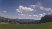 Archiviertes Webcam Bild: Dreisesselbergmassiv und Neureichenau am 12.07.2026 um 10:05 Uhr
