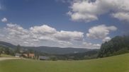 Archiviertes Webcam Bild: Dreisesselbergmassiv und Neureichenau am 12.07.2026 um 14:05 Uhr