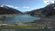 Archived webcam image showing Lake Davos on 1 May 2026 at 17:00