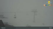Archiviertes Webcam Bild: Bergstation Sessellift Riedkopf (Klösterle) am 12.04.2026 um 15:49 Uhr