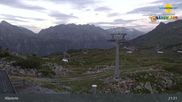 Archived webcam image showing Chairlift Riedkopf - Klösterle on 18 Jun 2026 at 03:30