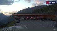 Archiviertes Webcam Bild: Hochgurgl: Top Mountain Crosspoint und Talstation Kirchenkarbahn am 12.07.2026 um 01:21 Uhr
