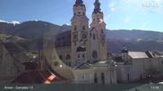 Archived webcam image showing Brixen - Cathedral Square on Feb 26, 2026 at 11:14 AM