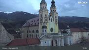 Archived webcam image showing Brixen - Cathedral Square on 24 Mar 2026 at 01:35